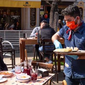 Locatarios de Providencia en acuerdo voluntario con el municipio tendrán límites horarios