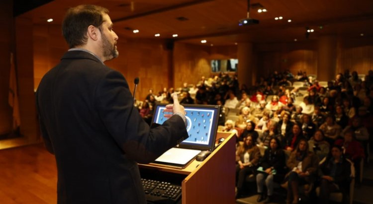 Capacitamos a 200 personas en el 1° Seminario para Dirigentes y Organizaciones Sociales
