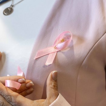 En Providencia te enseñamos cómo detectar a tiempo el Cáncer de Mama