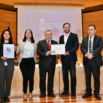 Entregamos el Sello Diversidad y Respeto a la Facultad de Derecho de la Universidad de Chile