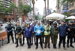 "NO seas cómplice”: Providencia anuncia multas de casi $350.000 a quienes compren en el comercio ilegal